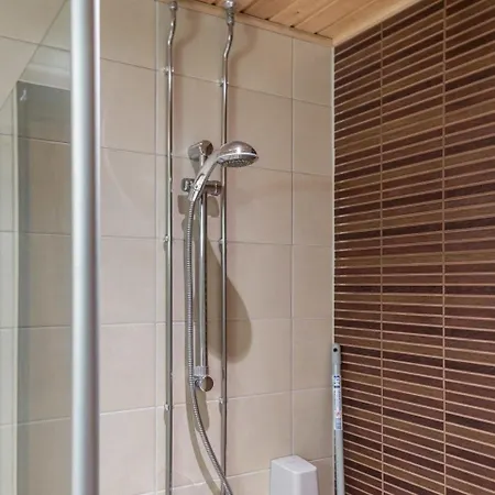 Holiday Superior Black A 9 * Тахковуори